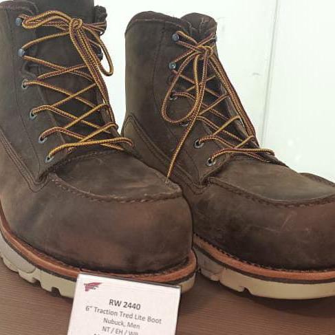Ada red wing 2440 safety boots
