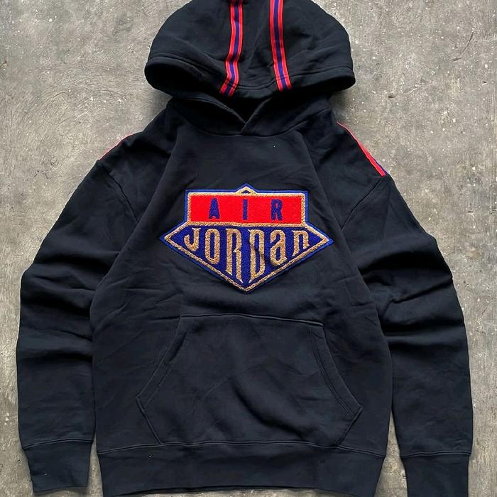 Jordan Hoodie Hitam dengan Logo Air Jordan Merah dan Biru untuk Pria dan Wanita