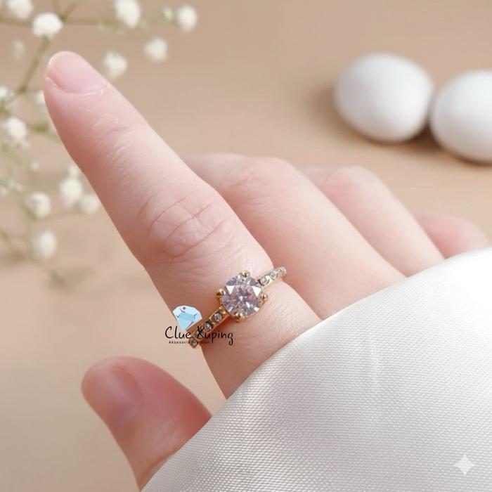 Clue Xuping - ￼Cincin Bulat Full Permata Gold Perhiasan Wanita Titanium CX17122506 Cincin Anti Karat