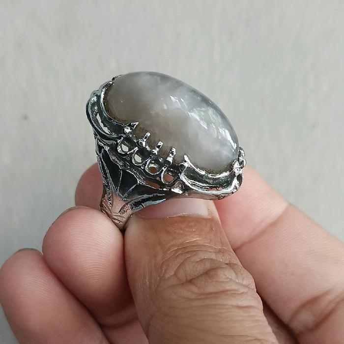 Akik Pandan Putih Serat Batok indah Elegan size kantoran (size 8)