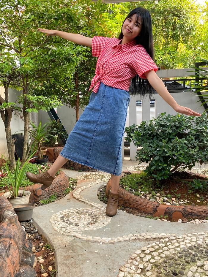 ZeeZe Kemeja Katun Triset Oversize Atasan Wanita Bigsize Lengan Pendek Jumbo untuk Tampilan Casual y