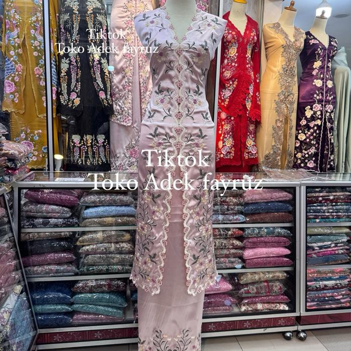 Toko Adek Fayruz Bahan Baju Suji Caia Bukittinggi Silk oscar diamond Adem dan Sejuk untuk Dress Wani