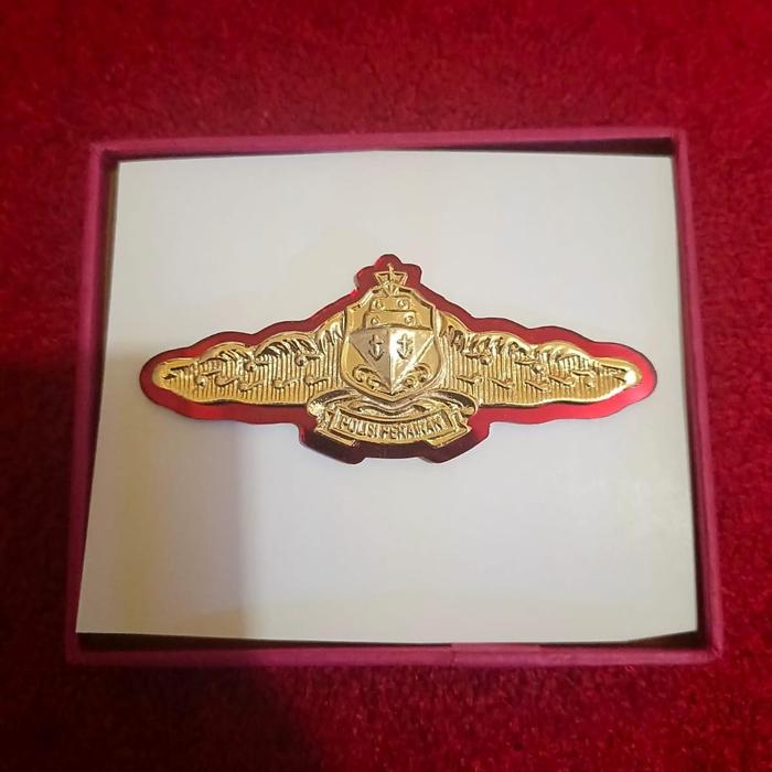 aksesoris pakaian bros pin wing B. BAHARI PERAIRAN sepuh emas