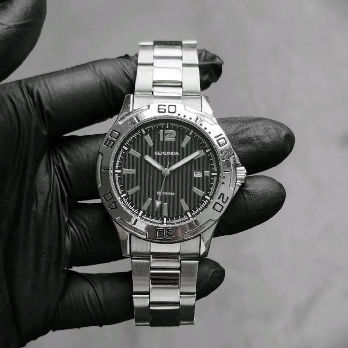 (Barunya 1,5jt) Jam Tangan Vintage Sekonda Original with Date