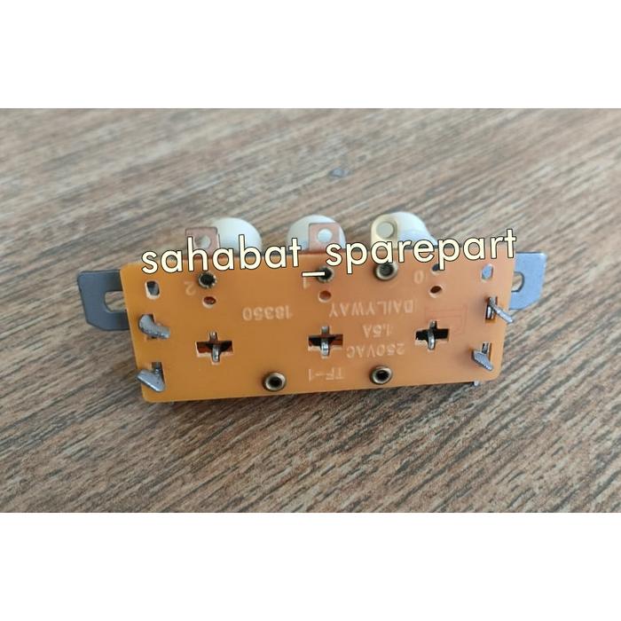Saklar Kipas Angin Sekai Model 3 Tombol