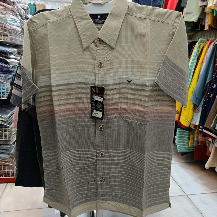 Kemeja Cowok Zygot Slimfit Uk (M)