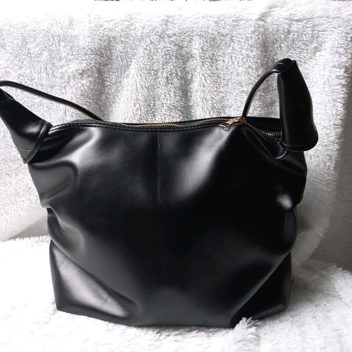 Tas Hitam Cantik dan Elegan untuk Wanita - Cewek