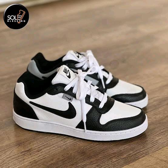 Sepatu Sneakers Nike Ebernon Low Panda Black and White BNIB