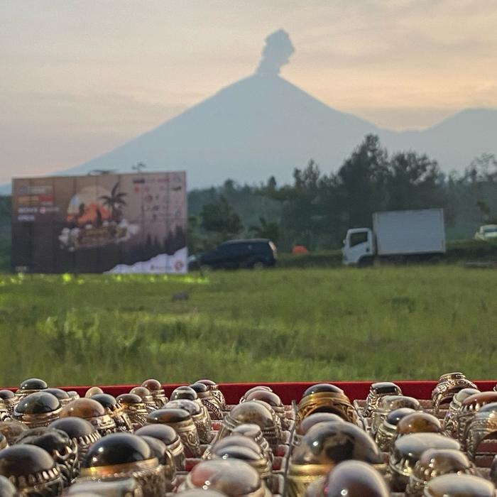 watu semeru asli dari gunung semeru
