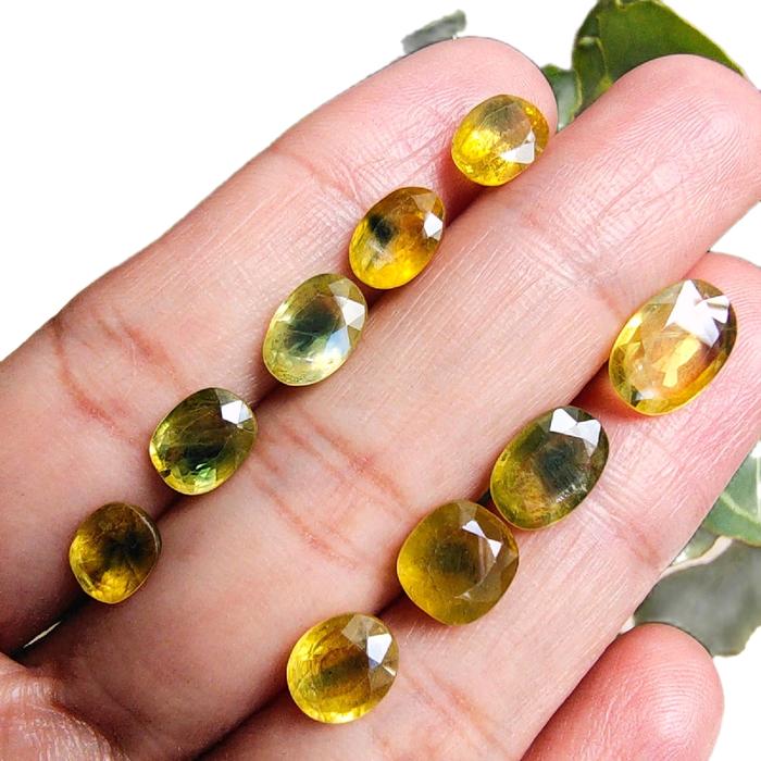 Batu Permata Natural Yellow Sapphire Bicolor - Cutting Oval