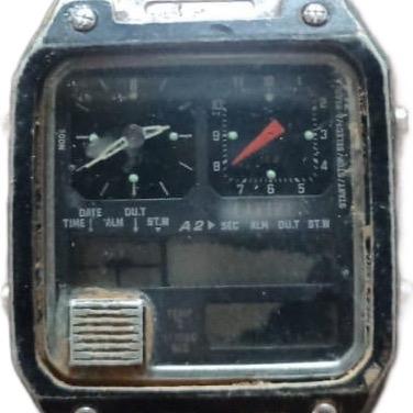 Citizen Jam Tangan Ana-Digi Temp BAHAN Tampilan Digital Analog Klasik untuk Pria