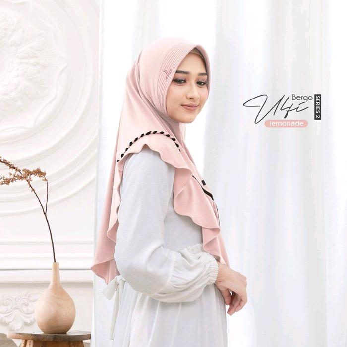 BERGO ULFI BY YESSANA Muslim