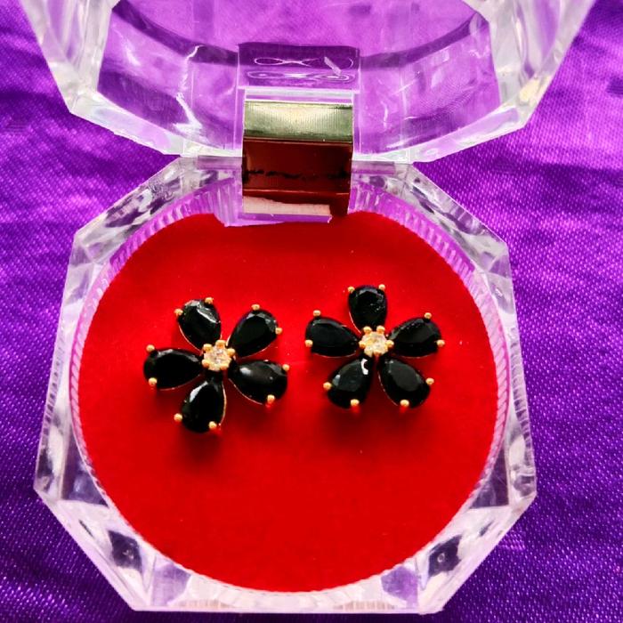 Anting Bunga Hitam Titanium - Motif Bunga Hitam - Anting Tindik Dewasa Titanium