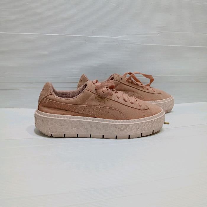puma Suede size 38 // 240 cm,kulit Suede ,second,cambodja