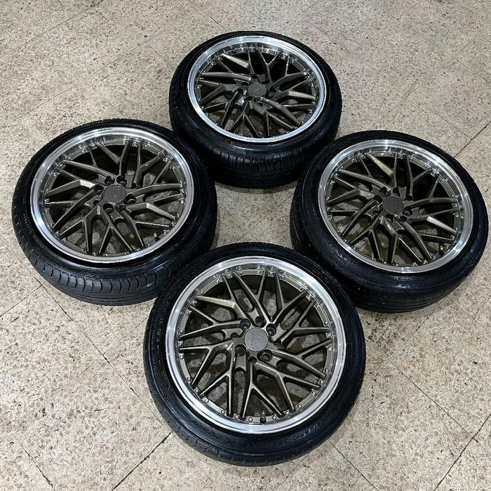 velg hsr sepulu r17 velg mobil r17 pcd 4x100/4x114 dan ban
