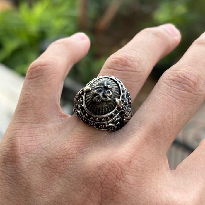 Cincin Batu wesi kuning Lafad Mewan dan elegan