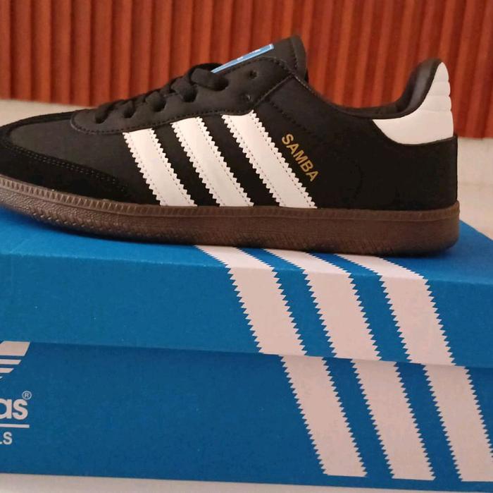 Sepatu Adidas Samba Uk. 40 Original Vietnam