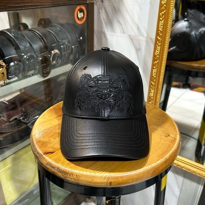 Topi Pria Kenzo Leather logo