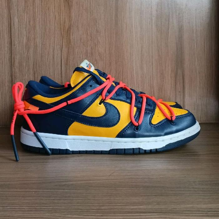 Sepatu Casual Pria Nike Dunk Low Collab OW Warna Kuning Kombinasi Biru