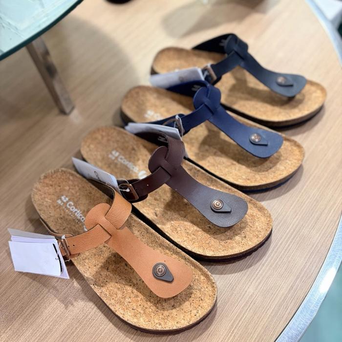 Sandal pria Cortica bahan upper imitasi pvc insole cork sheet outsole eva karet ukuran 40-45 ringan 