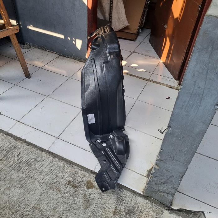 Liner Fender Kolong Atas Roda Vios Gen 3 2013 2014 2015 2016 2017 Car