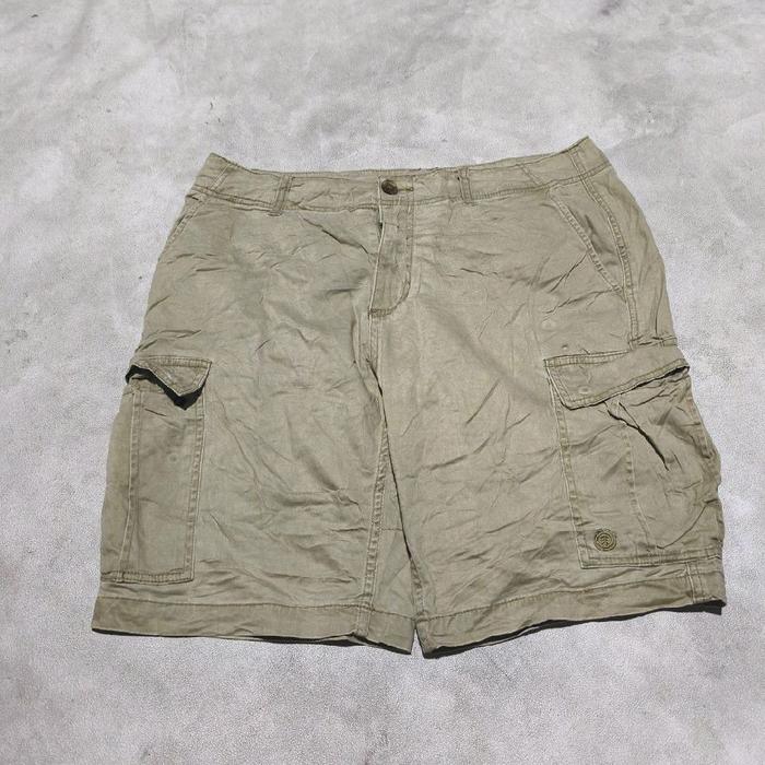 Celana pendek cargo pria element bekas