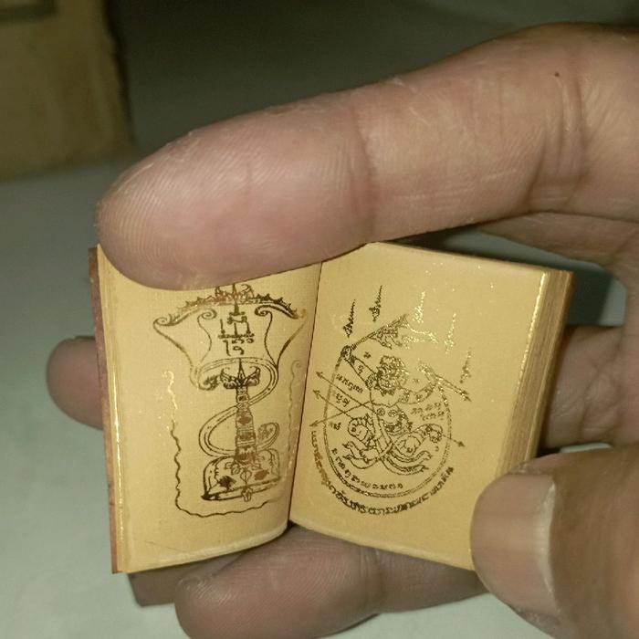 KITAB andarun jw tinta w emas