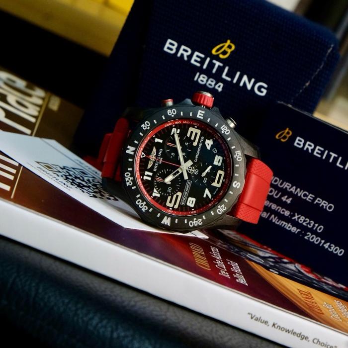 Breitling Endurance Pro 44 Brand New
