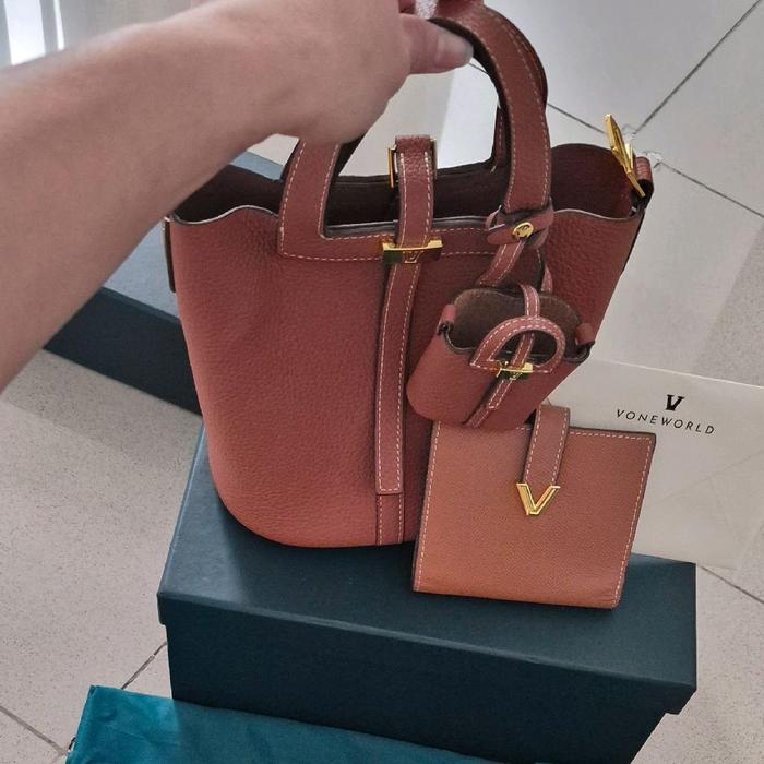 preloved voneworld bucket bag
