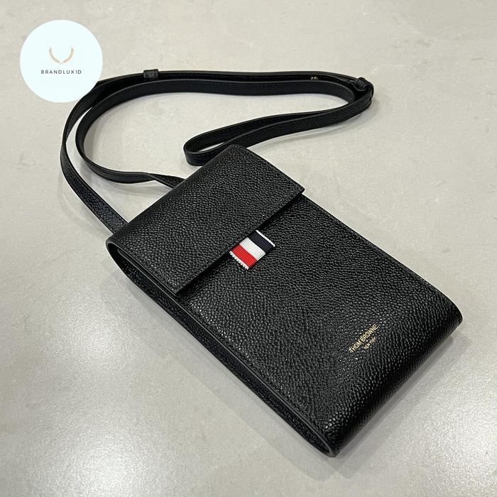 Thom browne phone holder bag in grainy leather