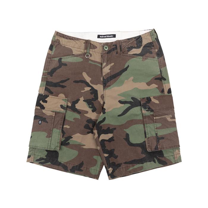 MUFLER Clandestine MATERNAL DISASTER CELANA CARGO PENDEK COTTON CAMO PATTERN SHORT PANTS