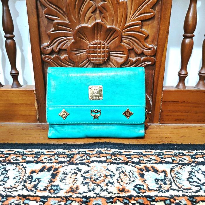 dompet wanita mcm warna hijau