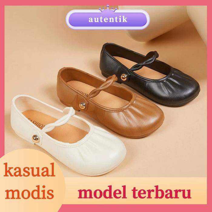 Sepatu wanita slip on lembut anti selip PVC kasual flat shoes fashion Korea Ujung Bundar Hak Datar S