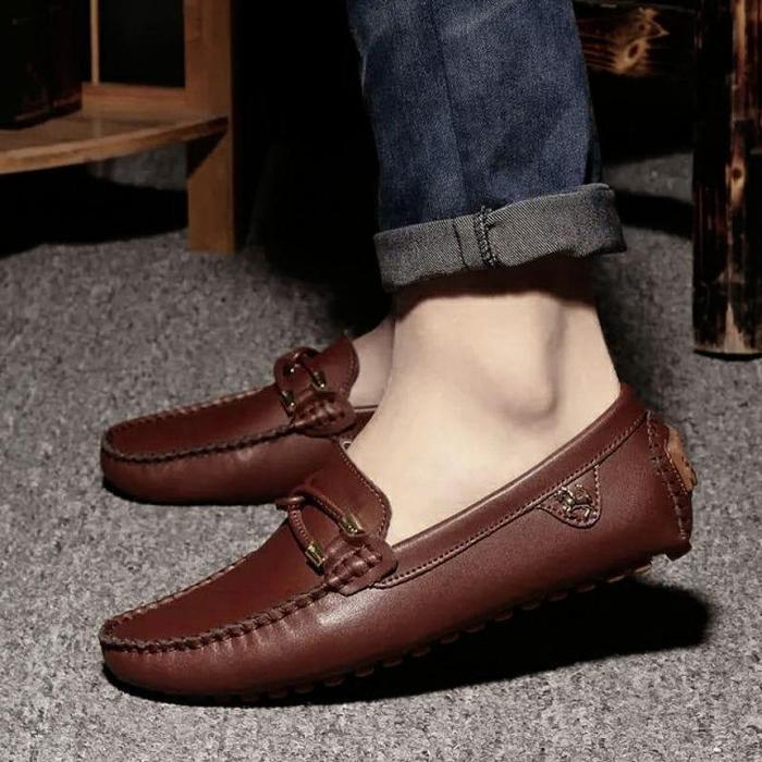 Sepatu Kulit Pria Keren Casual Hitam Sapi Asli 100% Kantor Playboy Terbaru Kerja Pantofel Formal Cow