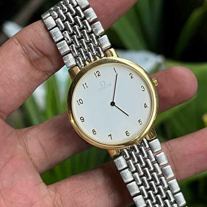 omega deville quartz move