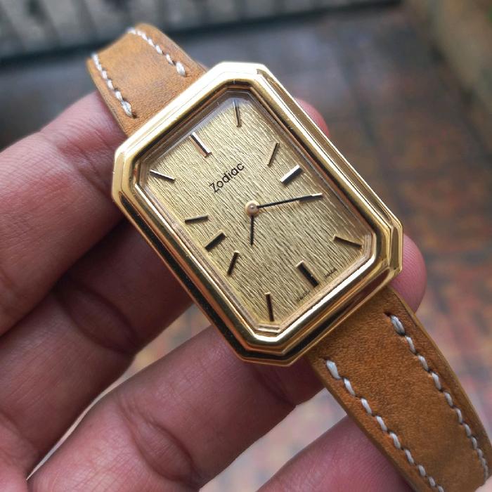 Zodiac square vintage seiko orient omega longines tissot bulova hamilton universal geneve 5 sports t