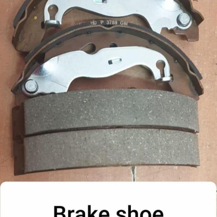 BRAKE SHOE ATAU KAMPAS REM BELAKANG MAZDA2 MAZDA 2 1SET
