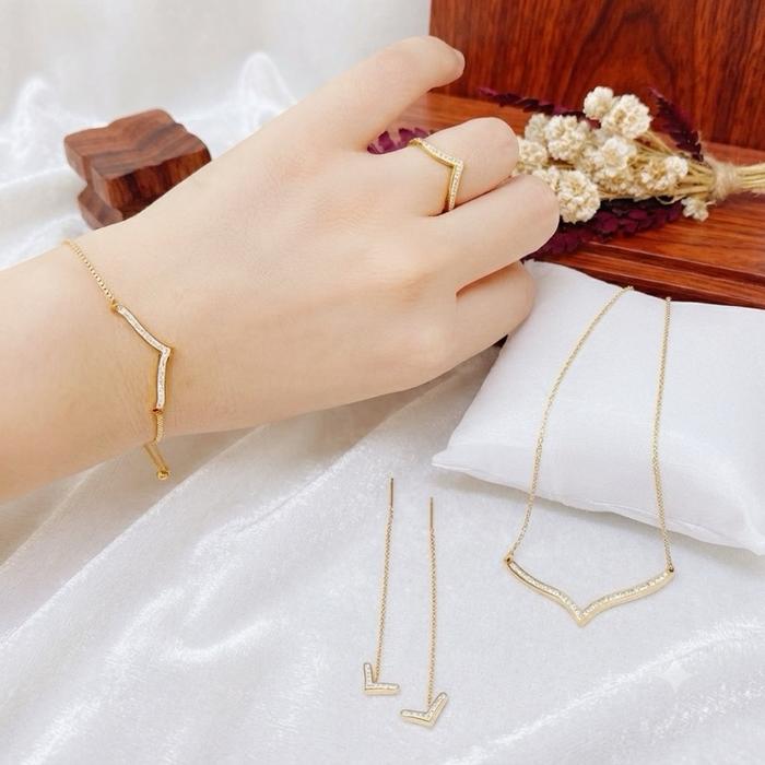Satu set perhiasan Titanium model Fuji gold