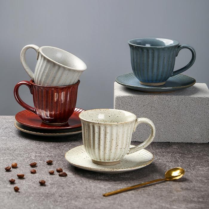 Cangkir kopi keramik dan piring Set cangkir Latte antik tembikar