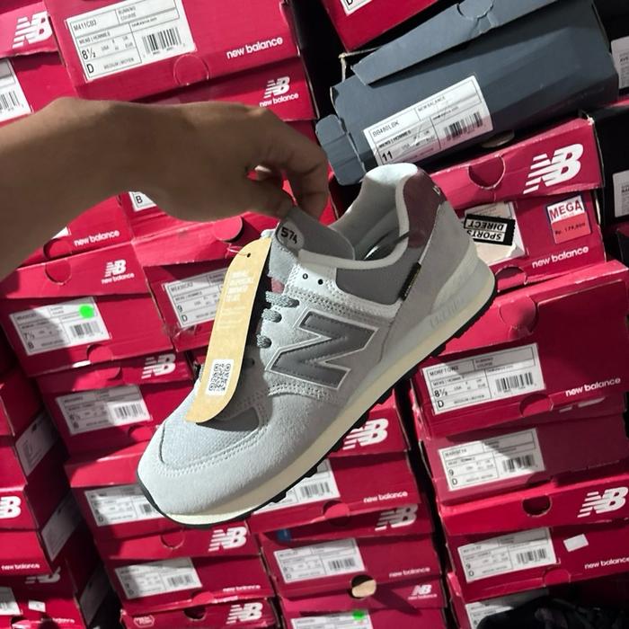 Sepatu Sneakers Pria New Balance 574 X Cordura Grey Maroon