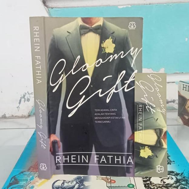 Gloomy Gift - Rhein Fathia