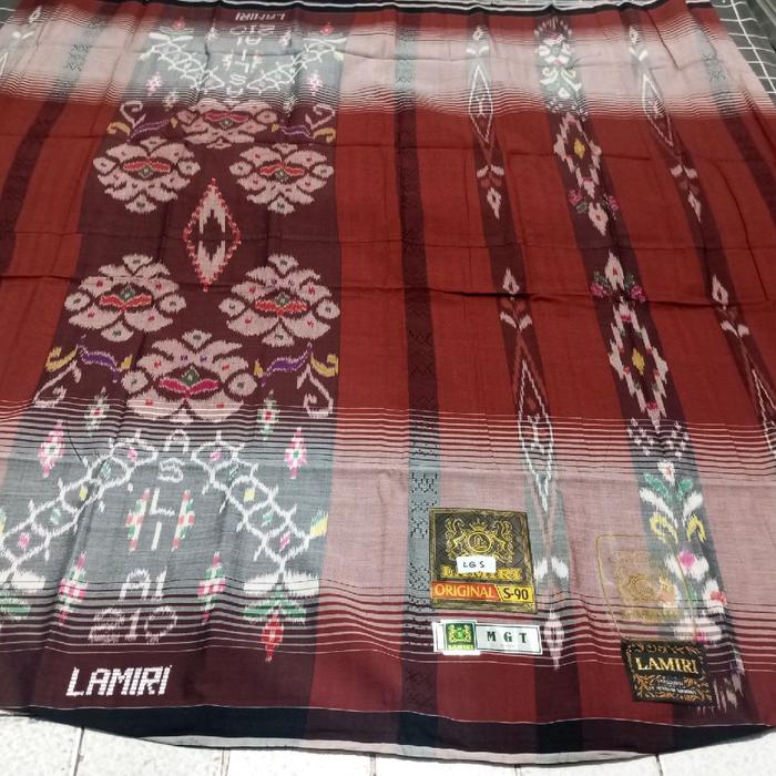 DONGGALA ATBM NEW Sarung Tenun Donggala Sutra Setrip Motif Lembut Jahit Tengah Bahan SUTRA 50% Halus