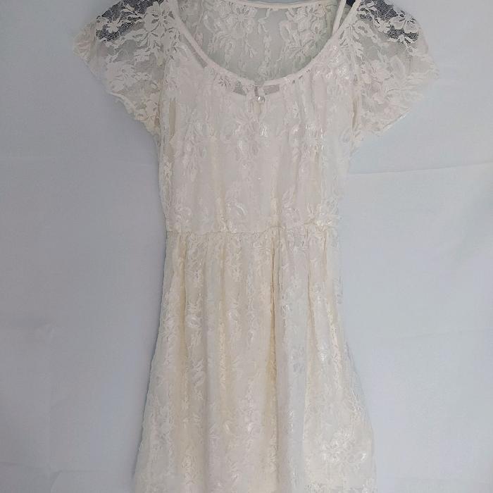 Dress terusan renda ( Preloved )