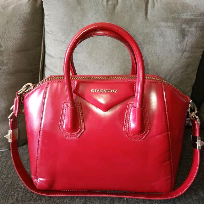 Givenchy Tas Tangan Wanita Merah Maroon Marun Antigona Mini dengan Desain Elegan dan Tali Bahu yang