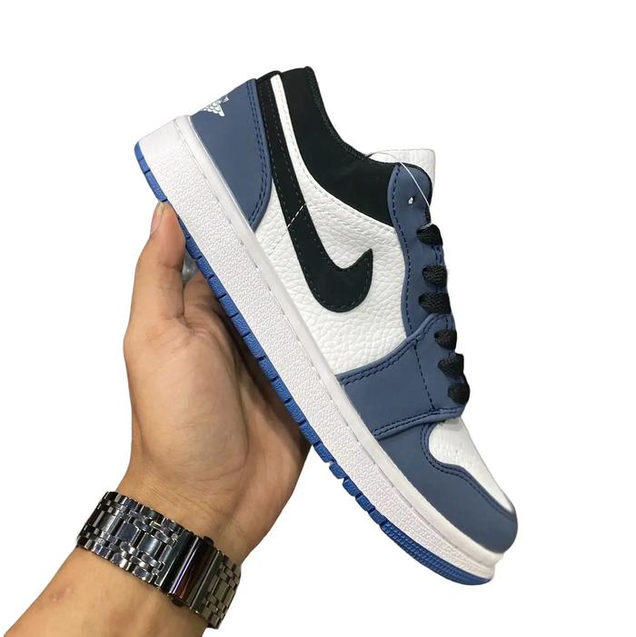 SEPATU SNEAKERSS PRIA/WANITA  AJ LOW PUTIH NAVY KASUAL SHOES