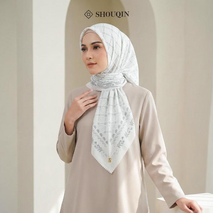 Scarf Kerudung Hijab Segi Empat Voal Premium Printing Eksklusif Jilbab Adem Anti Gerah Paris Jadul S