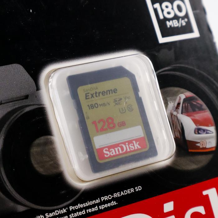 Sandisk SD Card Extreme V30 U3 4K 256GB - SDSDXVV-256G