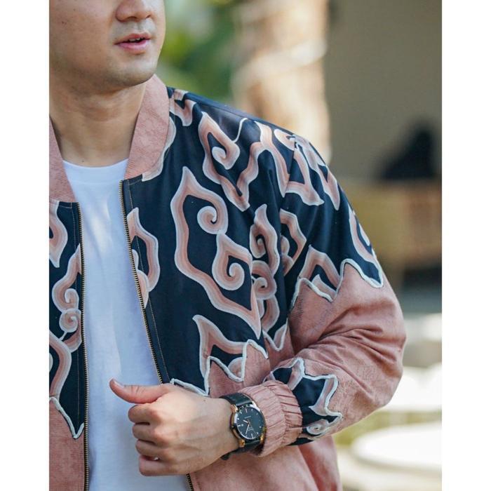 Batik Trusmi Jaket Batik Ekslusif Motif Mega Mendung Tulis Premium Birawa Cokelat Pk