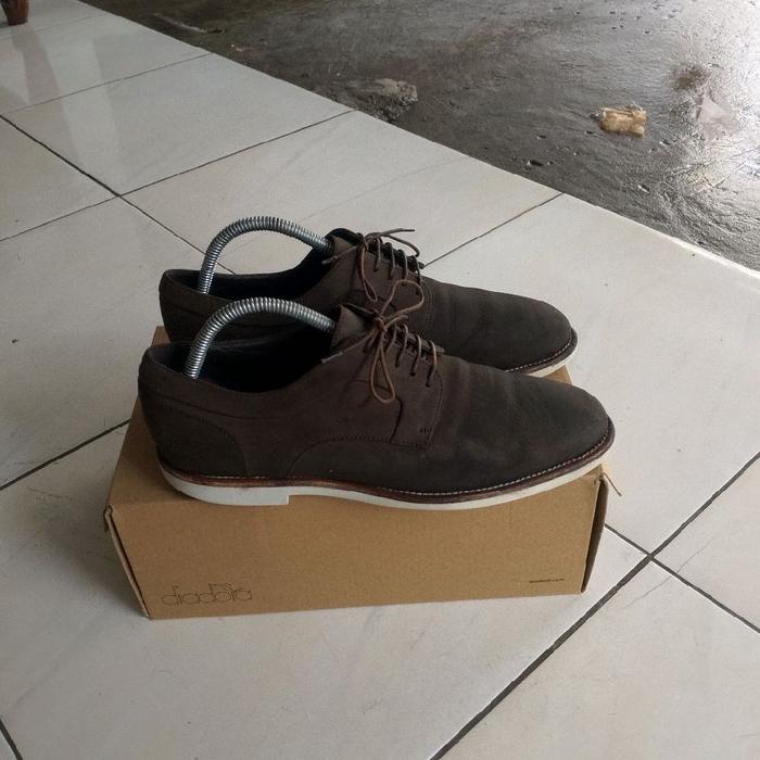 sepatu second branded hugo boss pantofel formal size 41 original authentic