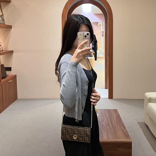 Tas FENDI FF MONOGRAM BLACK BROWN FLAP WALLET ON CHAIN BAG 100% ORIGINAL - 18X8X2CM